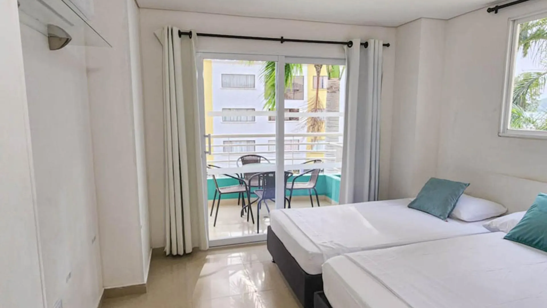 Apartamentos Brisa Rodadero Con Piscina - By Bedviajes Santa Marta  Apartment