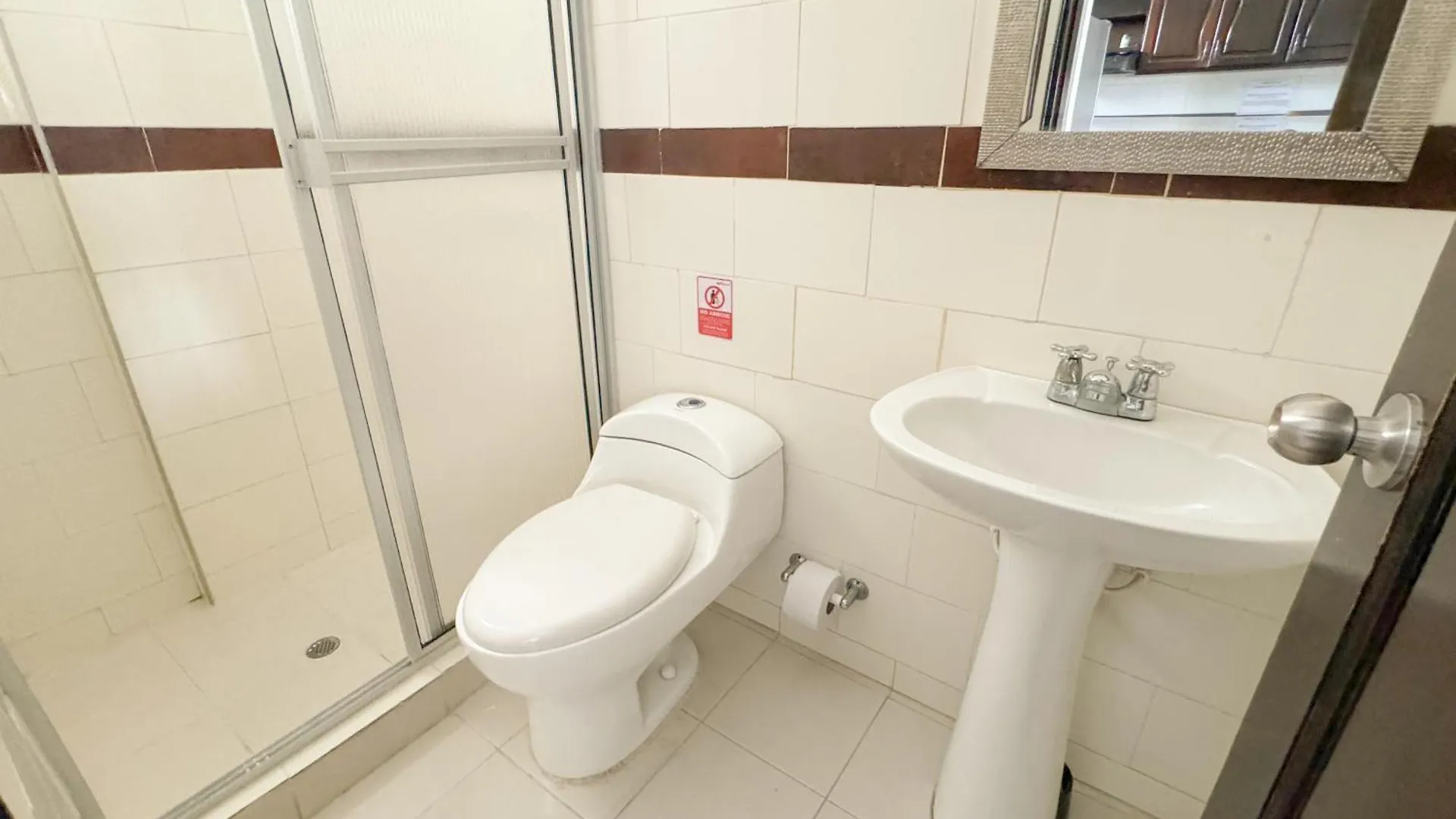 Apartamentos Brisa Rodadero Con Piscina - By Bedviajes Santa Marta  Apartment